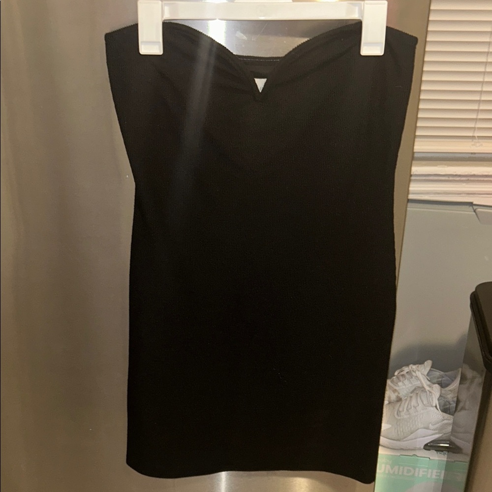 NWOT! H&M Black Strapless Dress